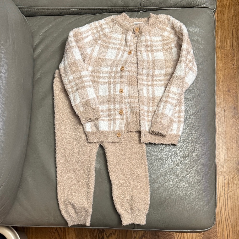 Modern Moments Tan Plaid Super Soft Knit Cardigan and Pants Set size 24M
